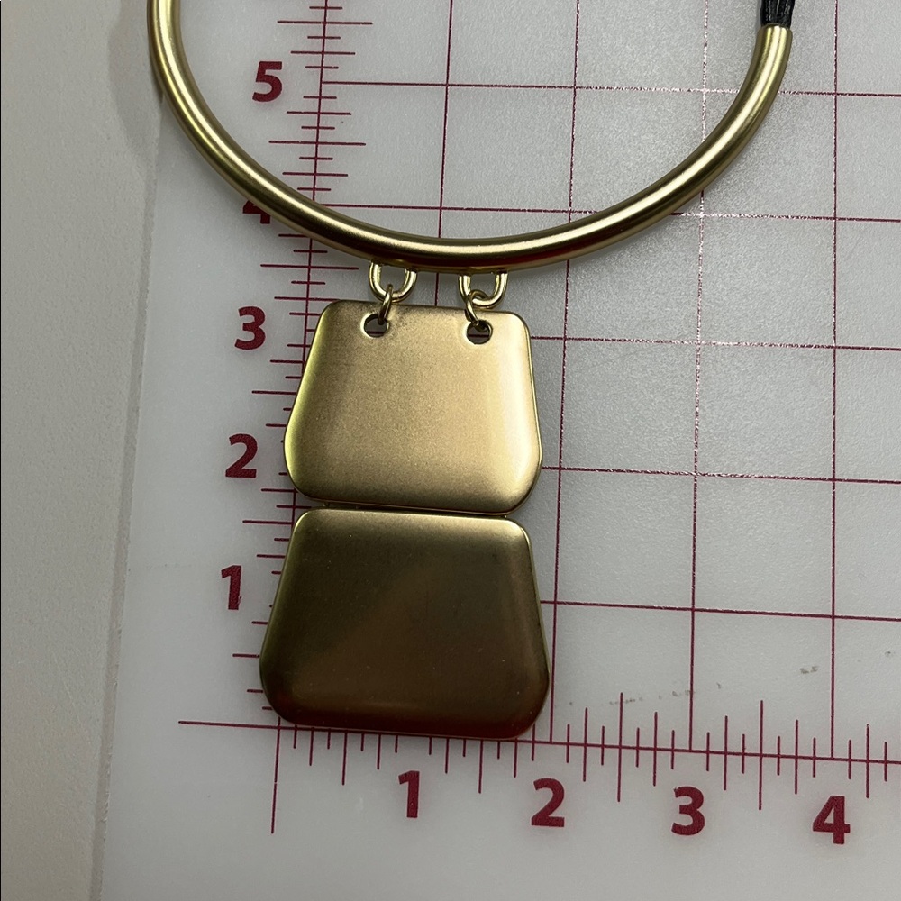CHICO'S Gold Tone Modern Square Pendant Statement Necklace Leather Cord w Chain - Picture 9 of 10